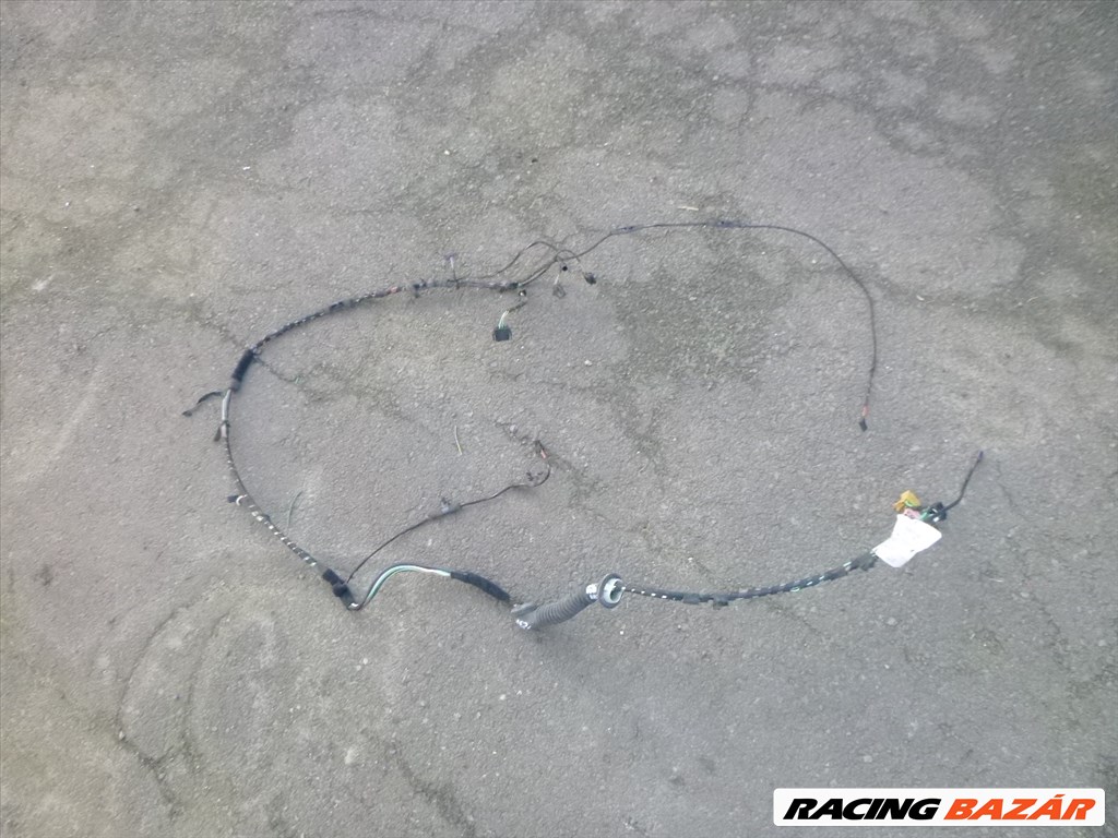 Skoda Fabia I 2002. 5 AJTÓS CSOMAGTÉRAJTÓ vezeték  1. kép