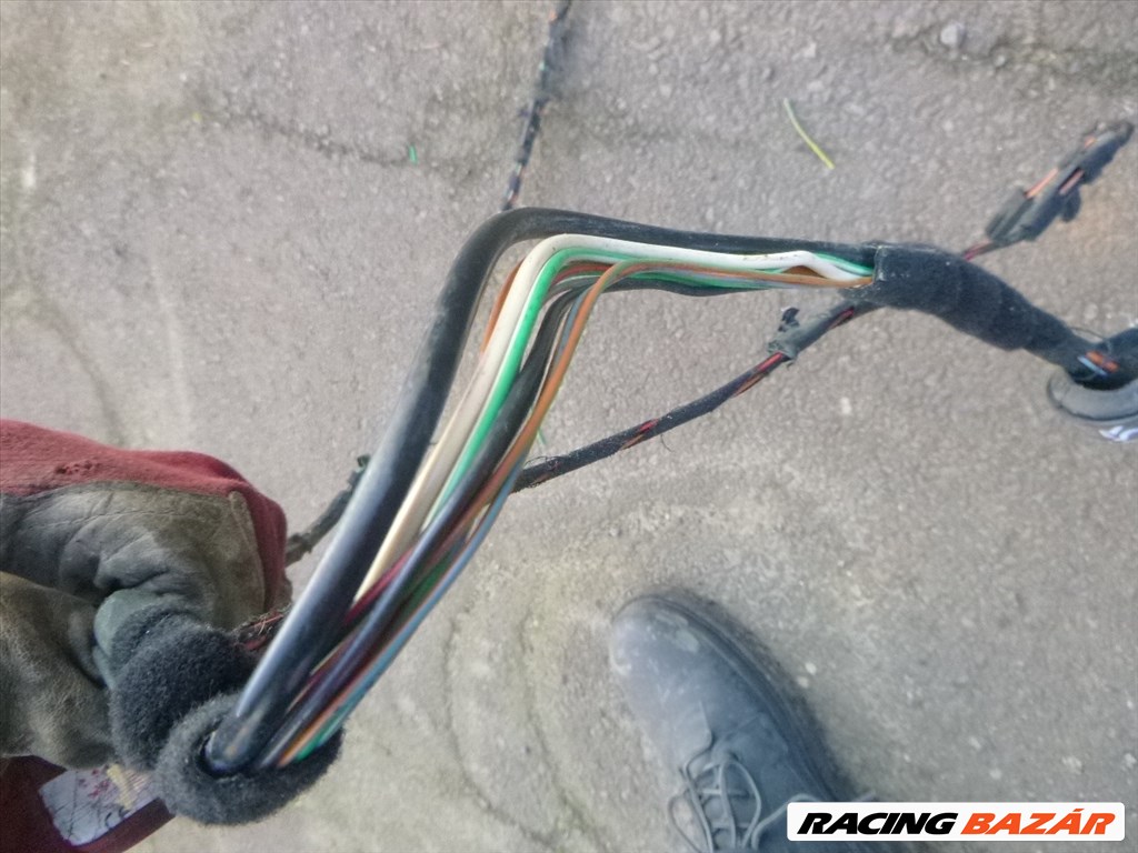 Skoda Fabia I 2002. 5 AJTÓS CSOMAGTÉRAJTÓ vezeték  5. kép