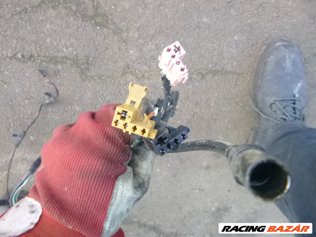 Skoda Fabia I 2002. 5 AJTÓS CSOMAGTÉRAJTÓ vezeték  8. kép