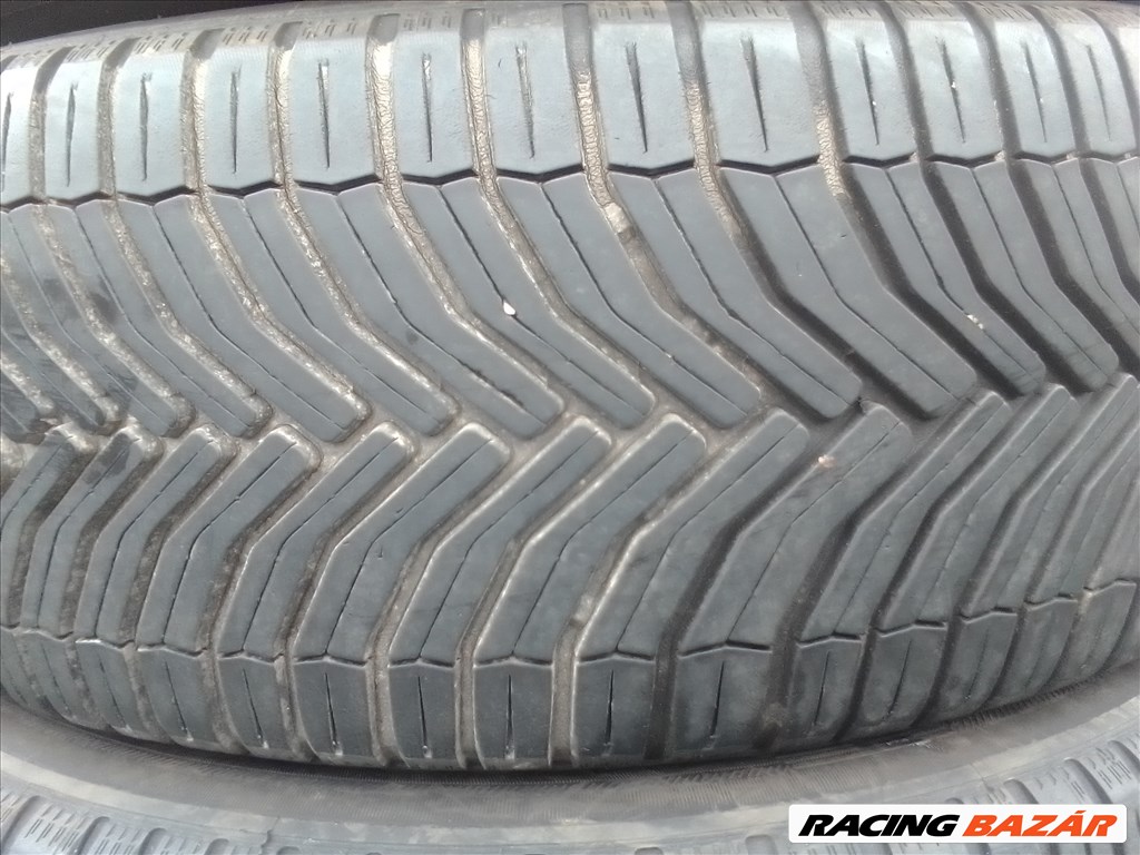  205/60R16 Michelin Cross Climate téli gumi garnitúra 2. kép