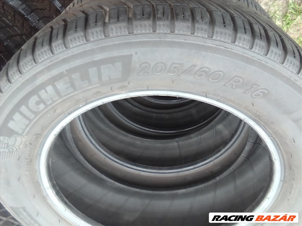  205/60R16 Michelin Cross Climate téli gumi garnitúra 6. kép
