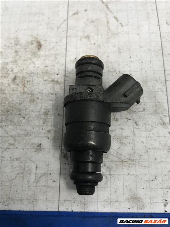 Skoda Octavia I 1,6 BSE/BGU_ injektor 06a906031bt 7. kép