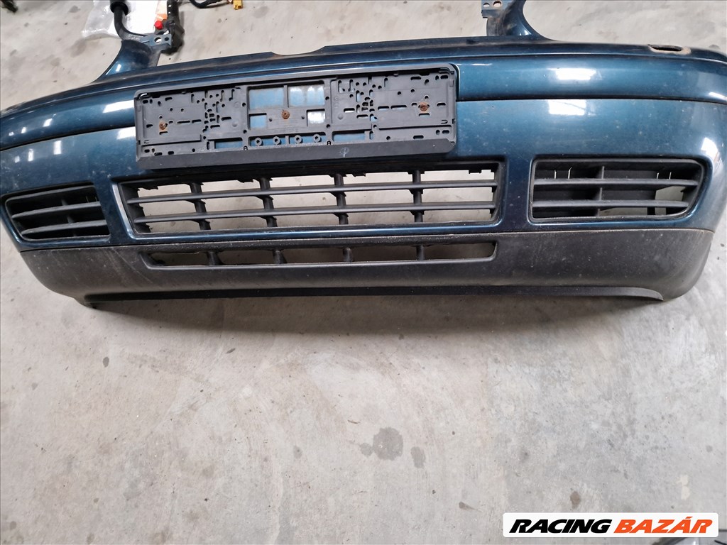 Volkswagen Golf IV első lökhárító LC6X (15185) 11. kép