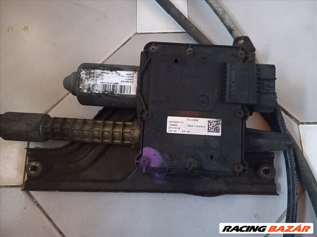 Opel Insignia A elektromos kézifék 22880717 1. kép