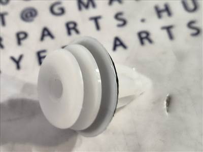 BMW E82 F20 E46 E90 E91 E92 E93 F30 F32 E60 F07 F01 F06 F01 X1 X3 X4 X5 X6 Z4 stb. ajtókárpit patent klipsz