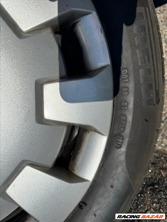Opel Astra 215/55R16 nyári acélkerék garnitúra dísztárcsákkal 7. kép