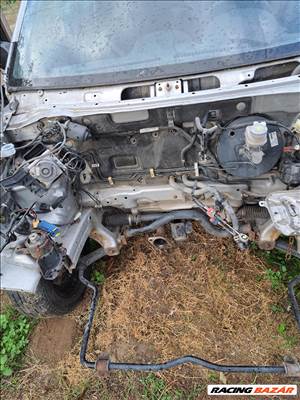 Suzuki Ignis I bontott alkatrészei