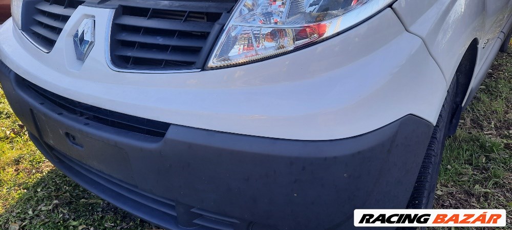 Renault Trafic II, Opel Vivaro A Trafic facelift első lökhárító  1. kép