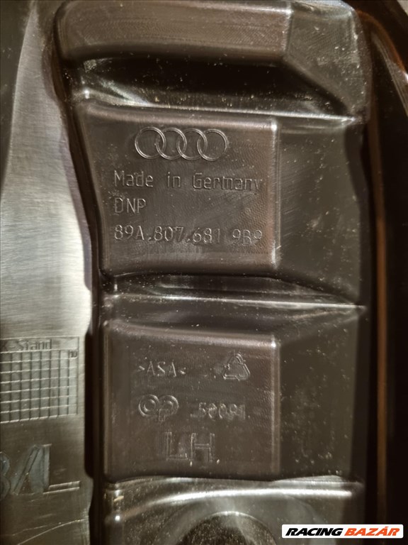 Audi Q4 E-tron bal első lökháító díszrács betét  89a8076819b9 2. kép