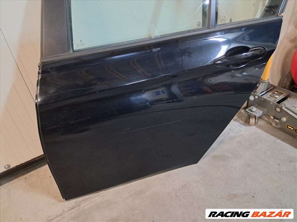 BMW 320 F30 sedan Bal hátsó ajtó  2. kép