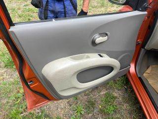 NISSAN MICRA III (K12) Bal első Ajtóhatároló