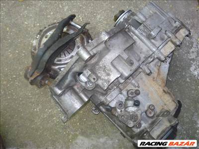 Volkswagen transporter T4 2,4D 2,5TDI AFK váltó