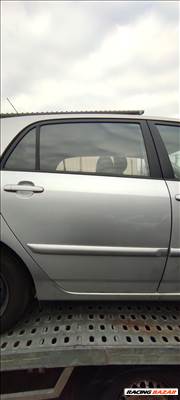 Toyota Corolla (E120/E130) Jobb hátsó ajtó zár szerkezet 