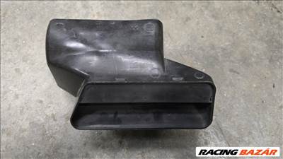 Volkswagen Fox műszerfal alatti légbeömlő 5z0805971a