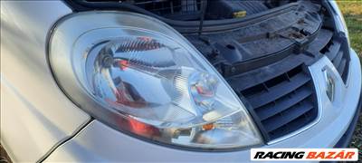 Renault Trafic II, Opel Vivaro A Trafic/Vivaro első fényszóró lámpa jobb  8200701356 93859830