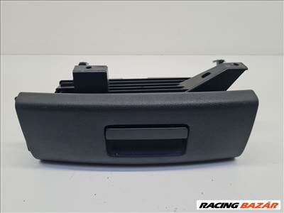Volkswagen Golf VII jobb első ülés alatti fiók (13139)