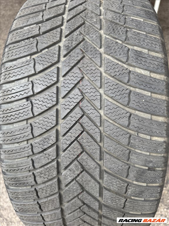 Bridgestone Blizzak LM005 275/35 21 5,5mm-es téligumi pár (2 darab) eladó 1. kép