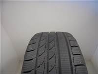 Tracmax S210 255/40 R19 