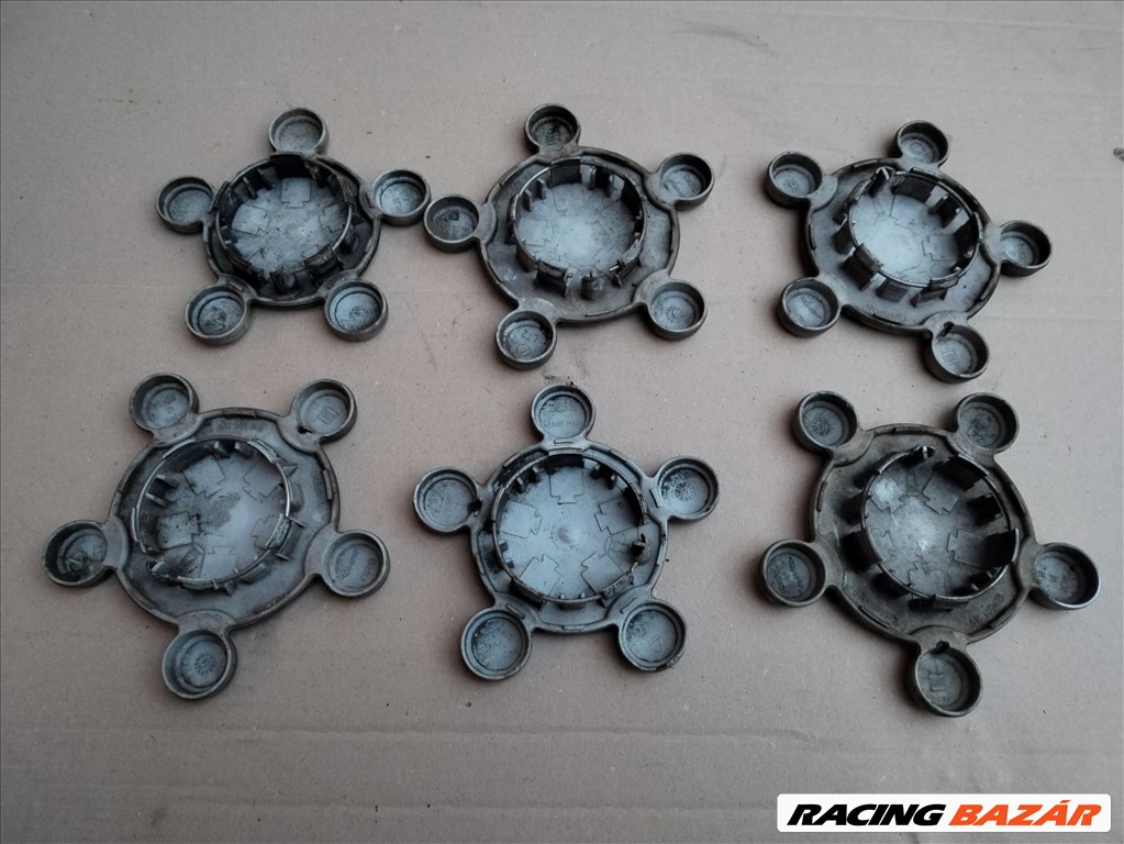 Seat Leon 1p felni közép kupak 1p0601149 2. kép