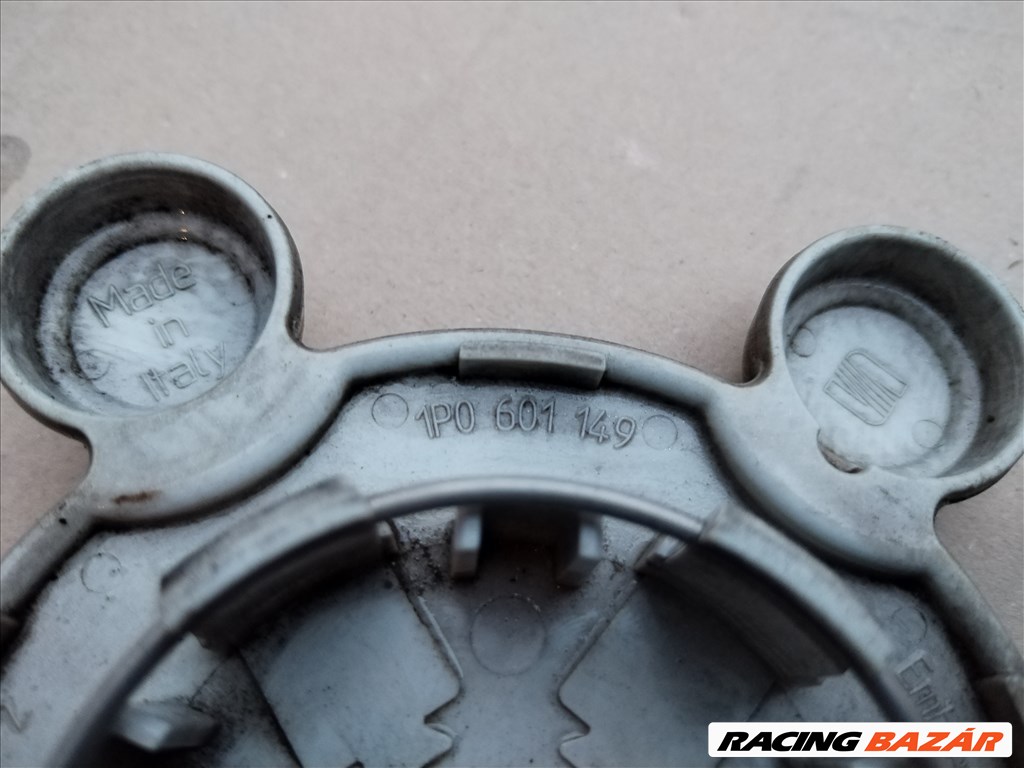 Seat Leon 1p felni közép kupak 1p0601149 3. kép