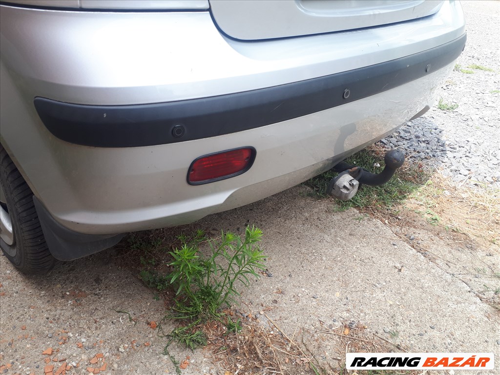 Hyundai Getz hátsó lökhárító 1. kép