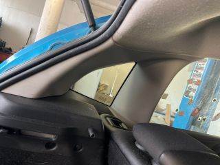 CITROËN C3 II Bal C Oszlop Burkolat