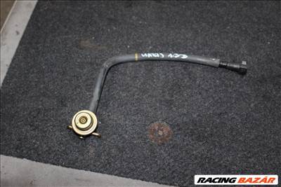 Toyota Yaris 1 1.3B 2001-2005 üzemanyagcső