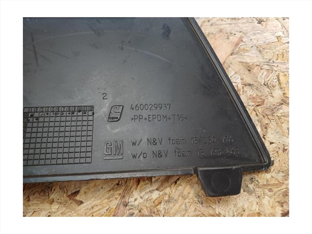 Opel Corsa D (2006-2015) Jobb Csomagtér Burkolat  3. kép