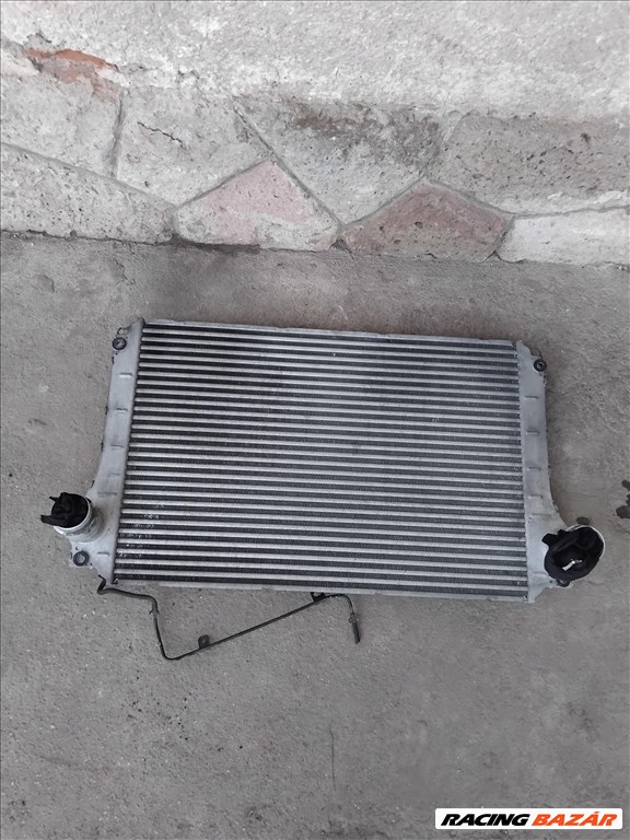 Toyota Corolla Verso (AR10) Intercooler  0r010 2. kép