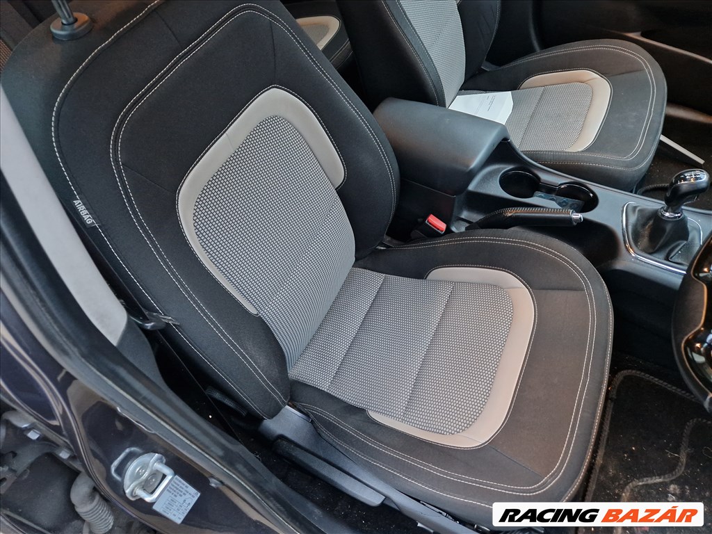 Kia Cee'd (JD) 1.6 GDI G4FD bontott alkatrészek, bontás, bontott jármű 12. kép