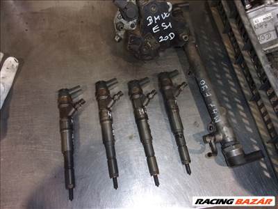 BMW 320 E90, E91, E92, E93 Üzemenyag üzemanyagrendszer alkatrészek porlasztó 