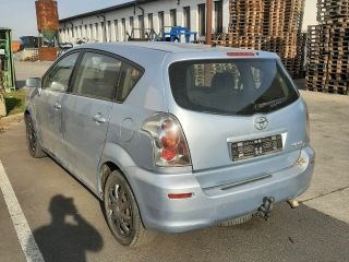 TOYOTA COROLLA Verso (ZER, ZZE, R1) Tank 2. kép