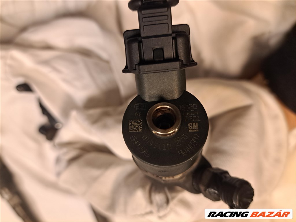 Eladó Chevrolet Cruze porlasztó / befecskendező Bosch 2.0 CDI Diesel 96440397 044511270 8. kép