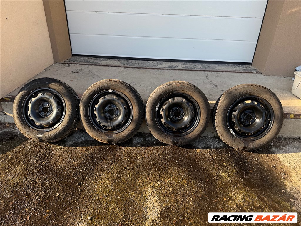 Volkwagen Polo 165/70 R14 nyári gumik acélfelnin 1. kép