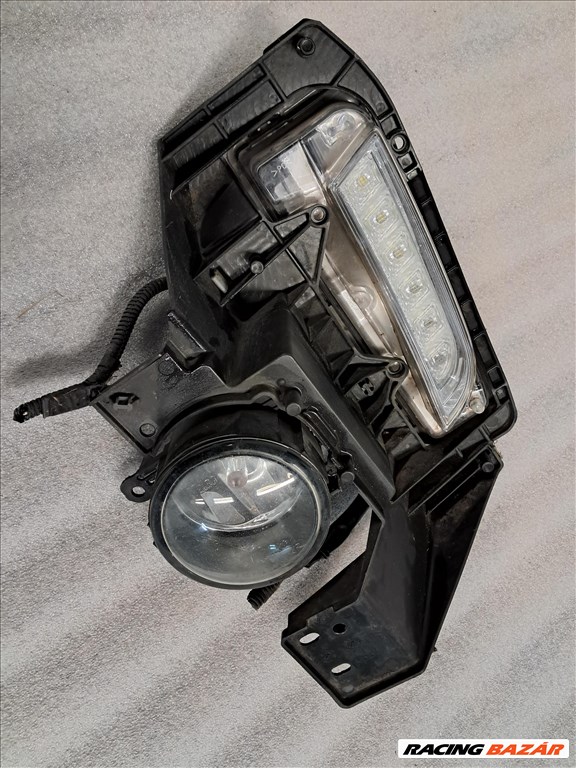 Suzuki Vitara (LY) Bal első ködlámpa  3. kép