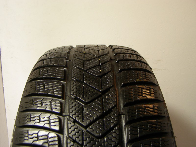 Pirelli Sottozero 3 225/45 R19  1. kép