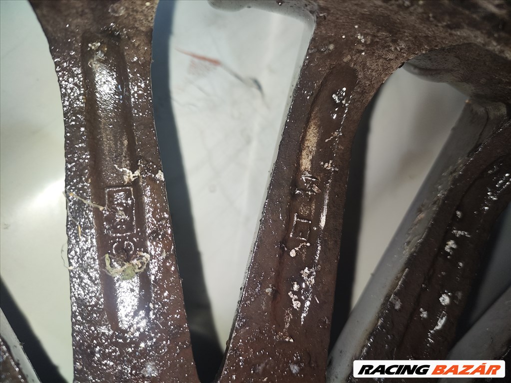 Alfa Romeo 159 5x110 lyukosztású 17" használt alufelni, rajta 225/50 eldobós téli gumi 50501529 24. kép