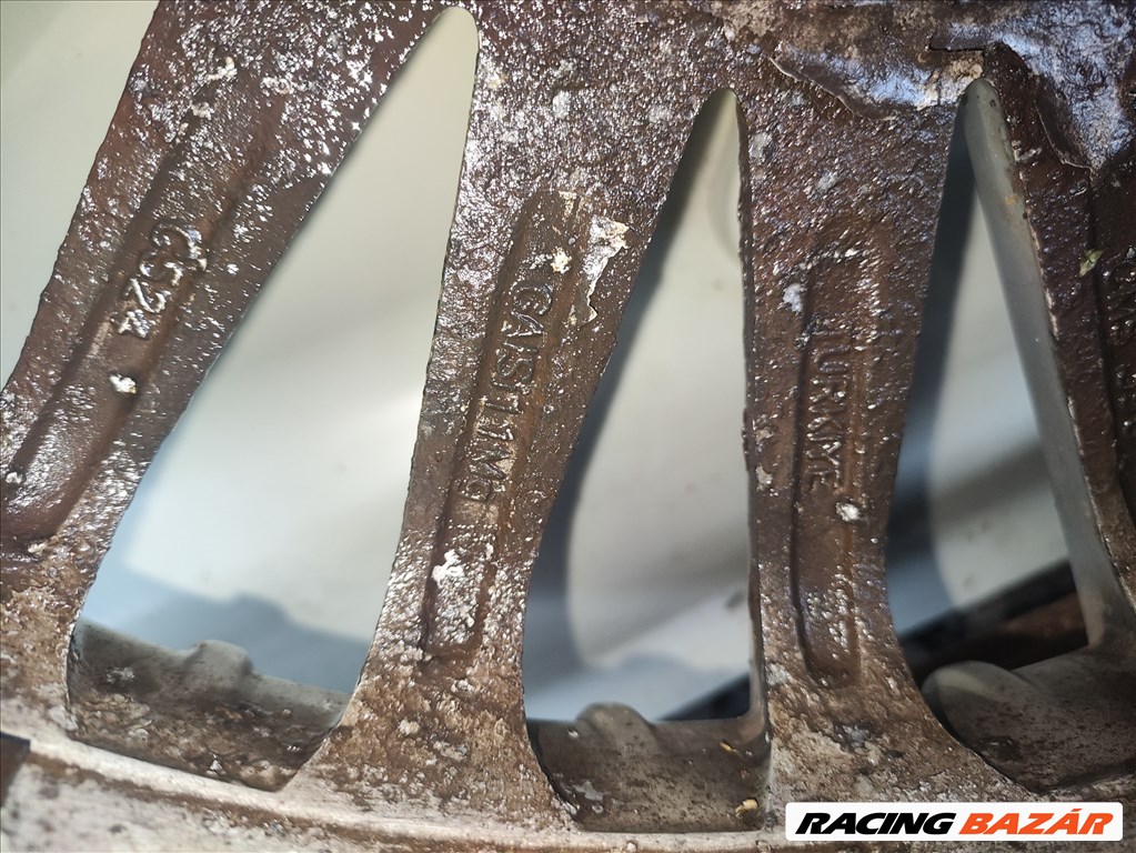 Alfa Romeo 159 5x110 lyukosztású 17" használt alufelni, rajta 225/50 eldobós téli gumi 50501529 26. kép