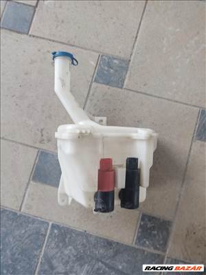 Toyota Yaris II ablakmosó tartály 05'-11' 