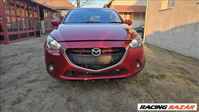 Mazda 2 (DJ1) bontott alkatrészei