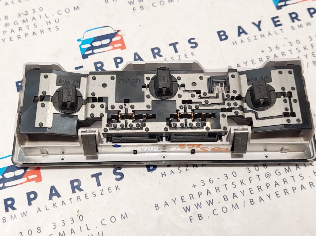BMW E46 M-es kristály belsõ beltér lámpa világítás - karcos 3. kép