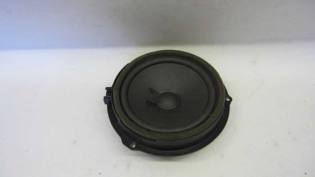Ford C-MAX Eladó gyári, bontott jobb bal hátsó hangszóró, szimmetrikusa 1. kép