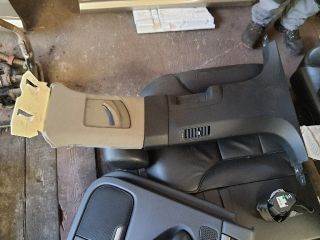 AUDI A8 (4E) Bal B Oszlop Burkolat