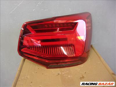 AUDI Q2 81A jobb hátsó LED lámpa 2016- 81A945092B