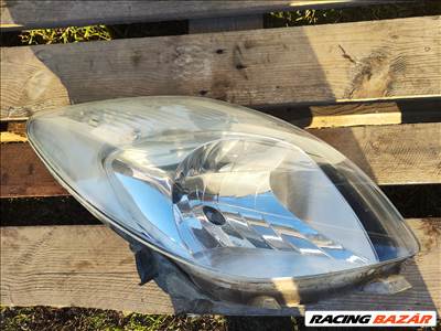 Toyota Yaris (XP90) jobb első fényszóró lámpa  811100d120 89900736
