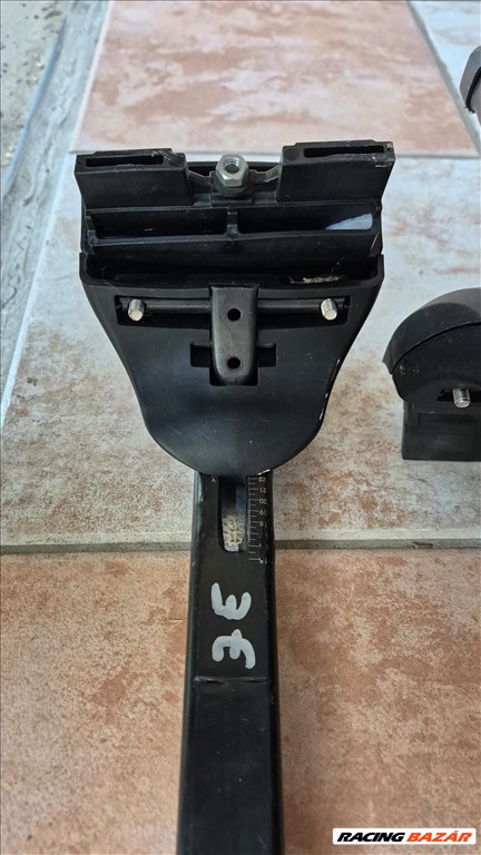 Thule H Astra fix pontos tetőcsomagtartó 3. kép