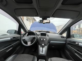 OPEL ZAFIRA B (A05) Multikormány 2. kép