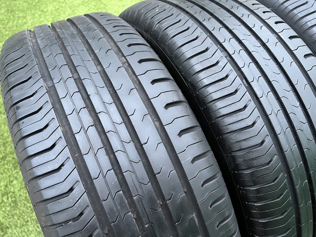 215/60 R17 Continental ContiEcoContact 5 nyári gumi 6mm 5. kép