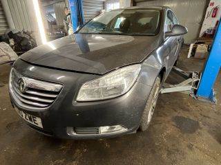 OPEL INSIGNIA Bal első Csonkállvány Kerékaggyal