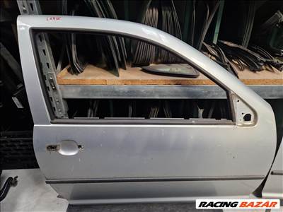 Volkswagen Golf IV jobb első ajtó (3 ajtós, La7W) (13361)